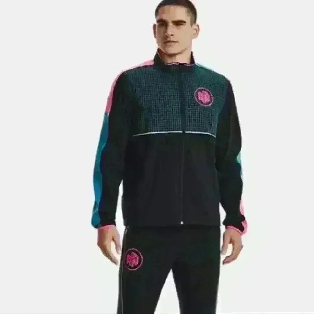 Under Armour Windbreaker - Picture 3 of 9